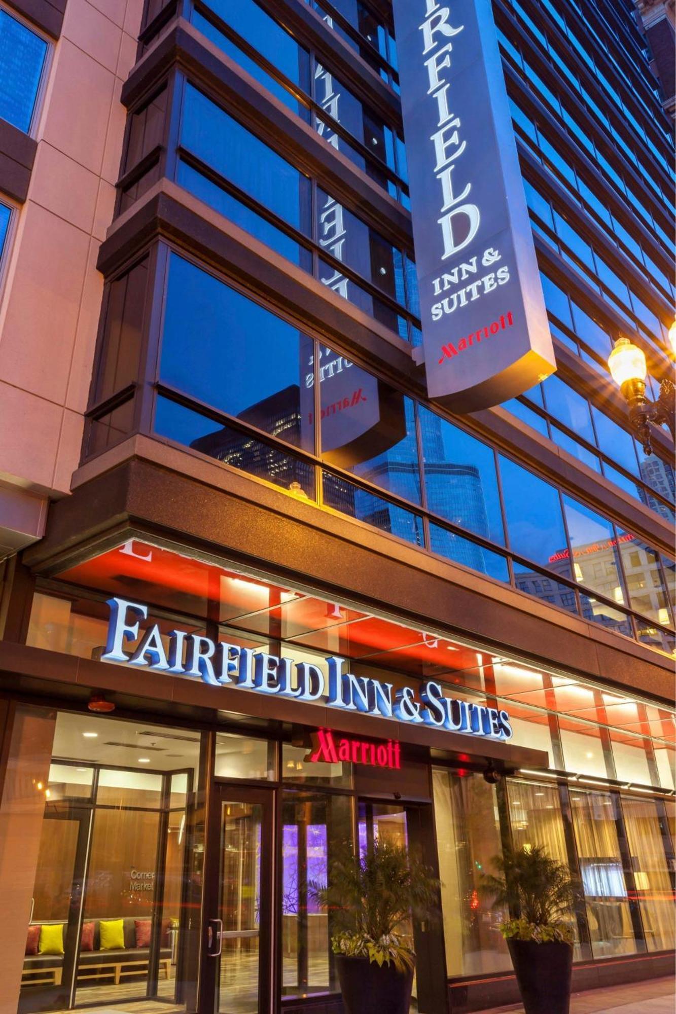 Fairfield Inn And Suites Chicago Downtown-River North Buitenkant foto
